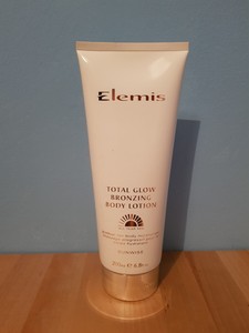 elemis bronzing body lotion