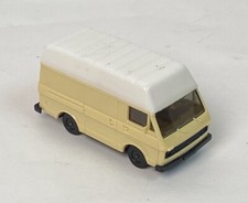 Herpa Germany HO 1:87 Volkswagen VW LT High Top Van Beige