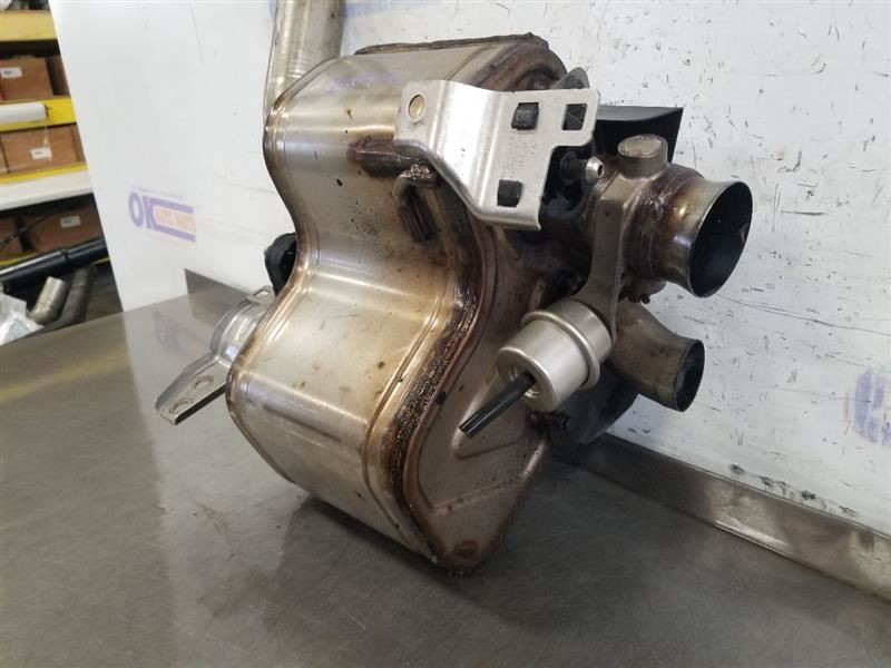 19 2019 MASERATI LEVANTE 3.0L DRIVER LEFT EXHAUST MUFFLER TAIL PIPE 