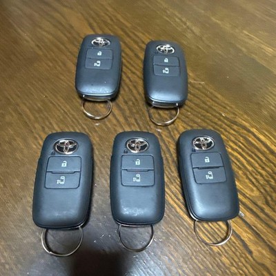 Toyota Roomy Smart Key Set of 5, Used, No Batteries, DIY Reset