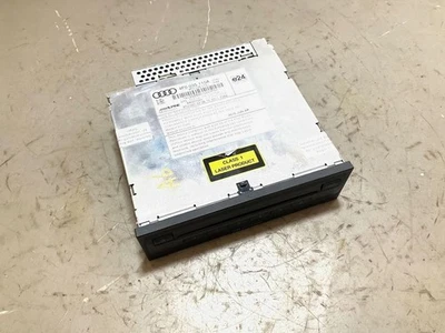 AUDI A6 Avant 4F5, C6 Changeur de CD AA001001 4F0035110A 2.00 Diesel 33806323 - Photo 1/4