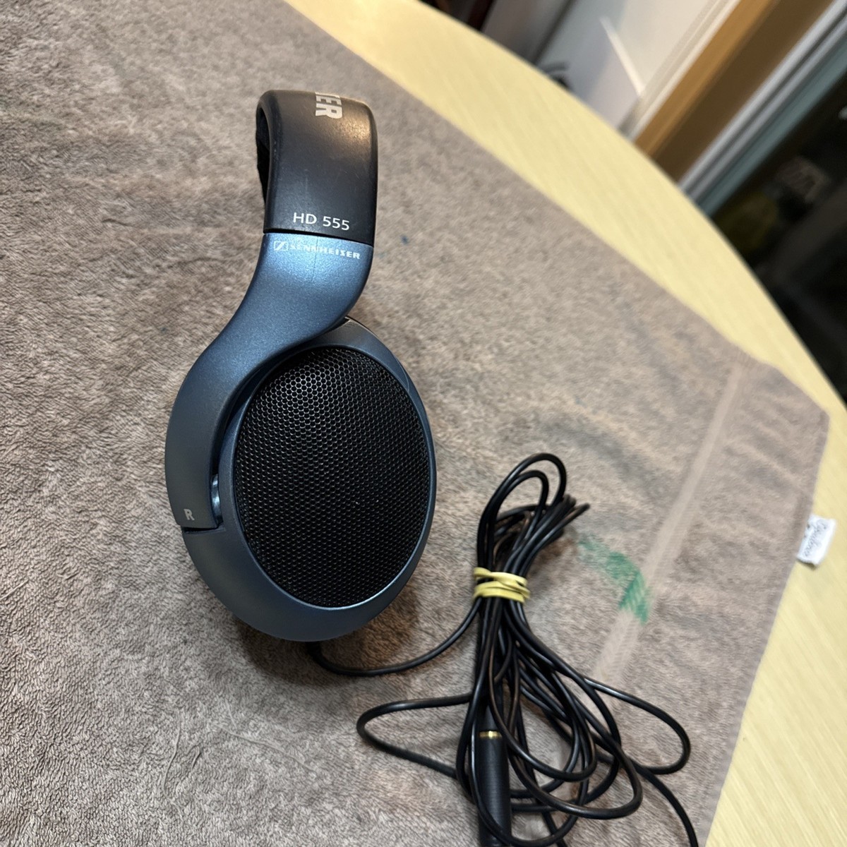 Sennheiser HD 555 Headband Headphones - Black/Gray | eBay