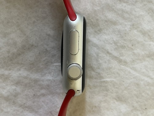 Apple Watch Sport 1st Gen Series 7000 Smartwatch Red Strap 38mm Aluminum Case - Picture 3 of 7