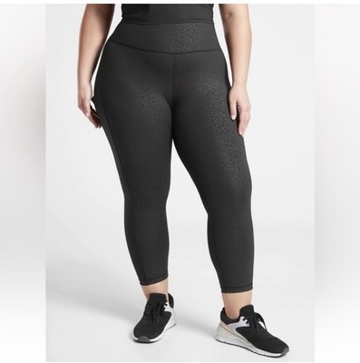 Athleta Ultimate Stash Craft Tight 7/8 Black Embossed Pockets Size 3X