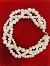 Handmade pearl necklace.