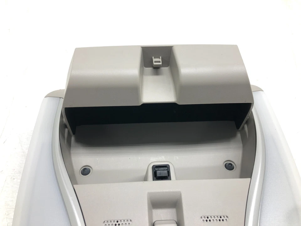 Luz domo delantera Infiniti Q70 Q70L 2011-2019 OEM Foto 4 de 4