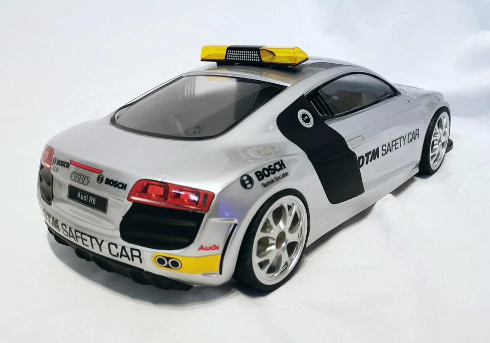 Reely / HSP Audi R8 DTM Safety Car Karosserie mit Radsatz 1:10 - Bild 3 von 4