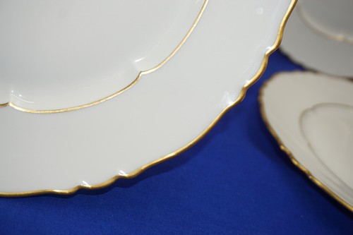 Haviland Sheraton Louis XIV Shape (4) Dinner Plates, 10 1/4" (B6) - Picture 8 of 10