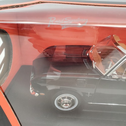 NEW Lucky Die Cast 1:18 Scale Model 1969 Corvair Monza Road Signature Collection - Picture 3 of 12