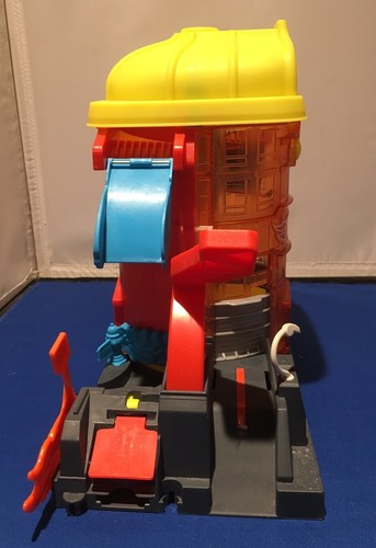 2019 Mattel Hot Wheels Spin City #68 Fire Department Car Spinner Tower ONLY - Picture 7 of 14