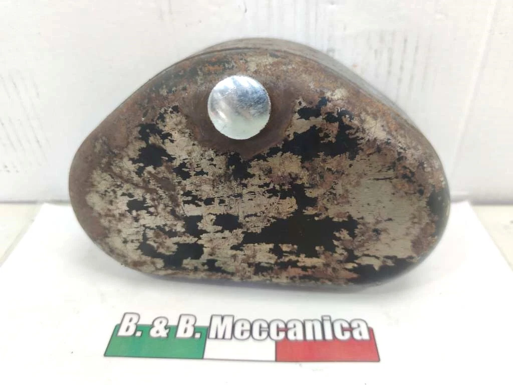 Foto 1 di 10