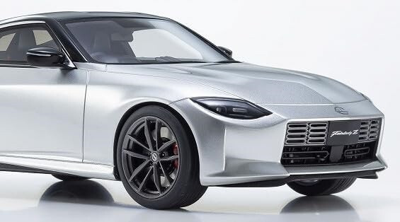 Kyosho samurai 1/18 Nissan Fairlady Z Silver KSR18056S for sale