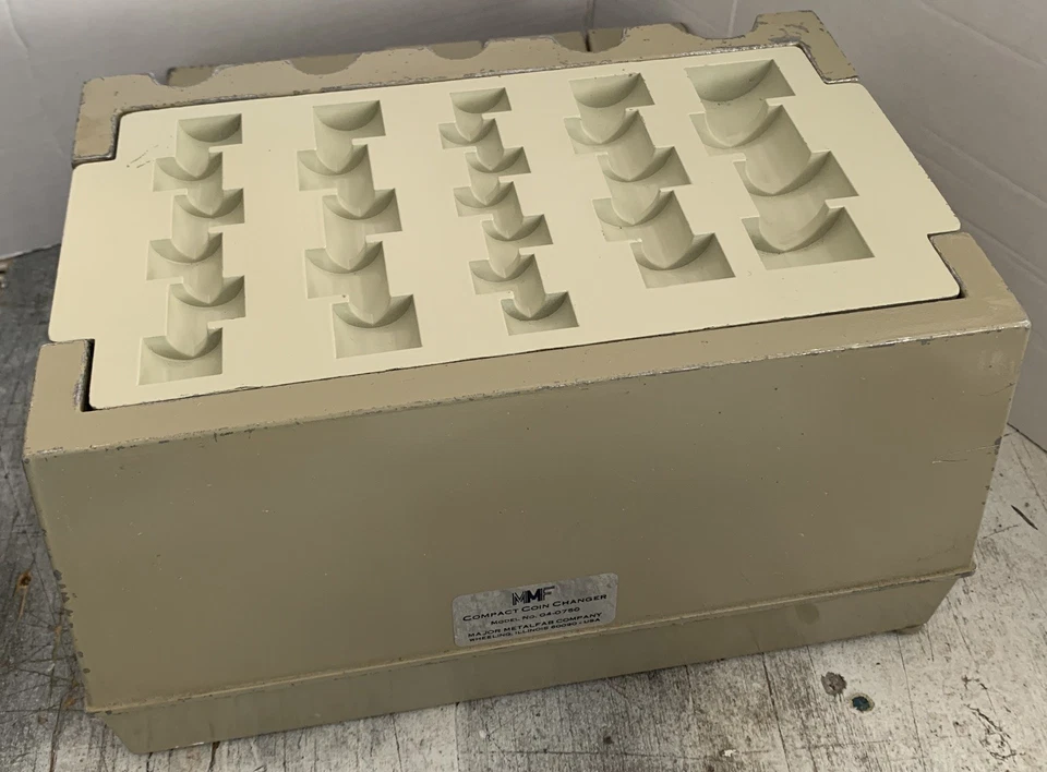 Contador cambiador de monedas compacto vintage Major MetalFab con bandeja para monedas Foto 4 de 4