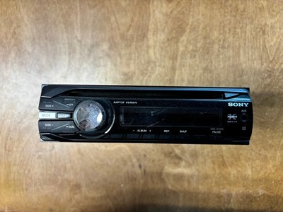 Sony CDX-GT240 Disc Player Single Din *Does not come with harness*