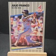 Fleer 1989 Base Set Julio Franco #404 Cleveland Indians Baseball Card