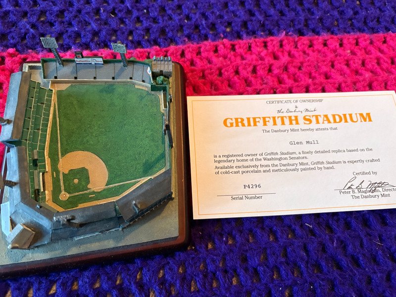 DANBURY MINT GRIFFITH STADIUM MODEL