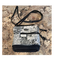 Donna Sharp Black White Patchwork Crossbody Bag Zip Closure Lined Pockets
