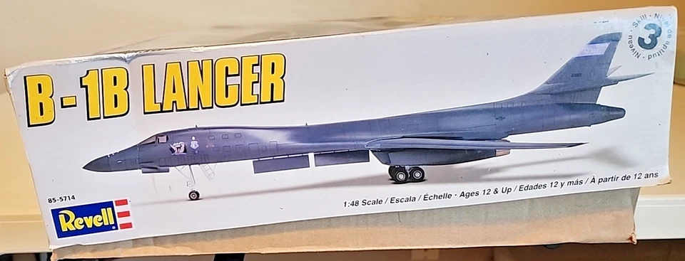 Revell B-1B Lancer Kit # 85-5714 Open Box Sealed Bags 1:48 scale Complete Kit - Image 3 of 4