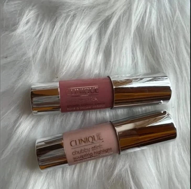 Clinique Chubby Stick Sculpting Highlight Hefty Cheek Color Balm Amp'd Up Apple - Image 3 of 3