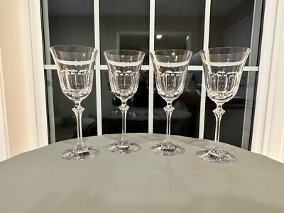 multi coloured wine glass Beatriz Ball Glass Aquarelle Coupe Set of 4