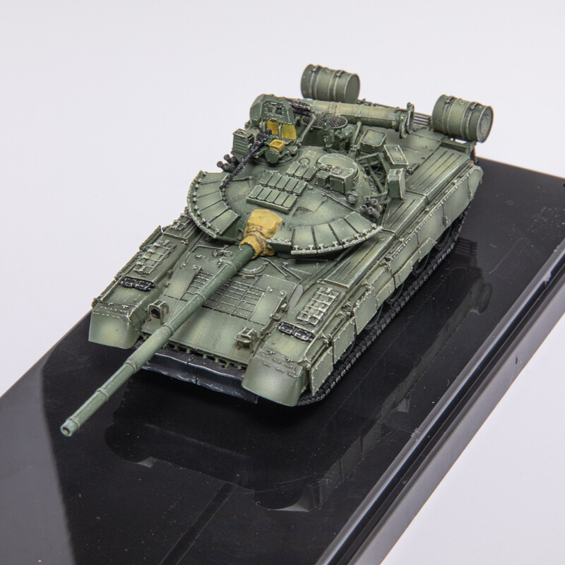 未組み立て！1/35トランペッター Russian T-80BVM MBT Amazon | トランペッター(TRUMPETER) 1/35 ロシア連邦軍 T-80BVM