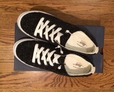 G.H. Bass Co. Kimmy Black w/white Speckle Sneaker Cushion Step 7M