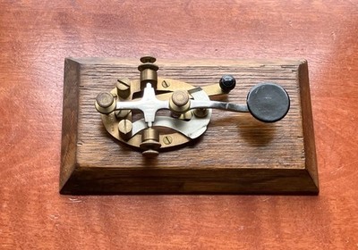 JH Bunnell Triumph Telegraph Key brass vintage legless straight key