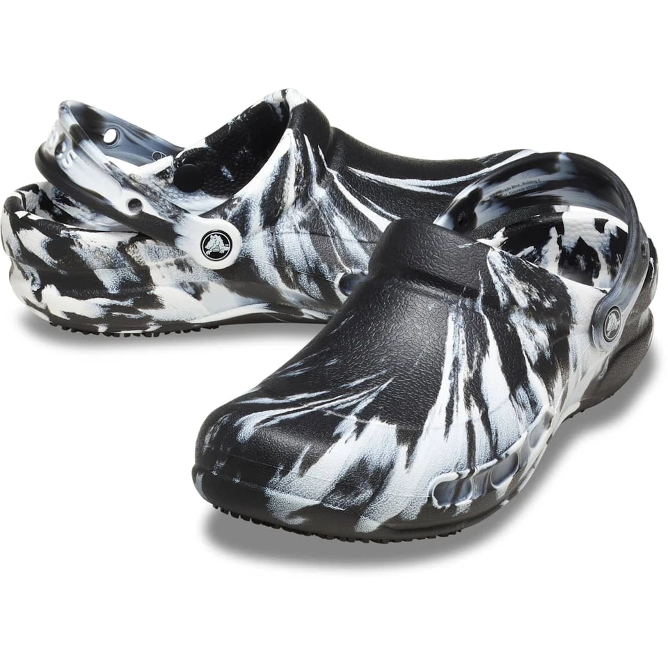 Zueco de trabajo Crocs Bistro mármol - antideslizante, fácil limpieza, uso en cocina Foto 2 de 4