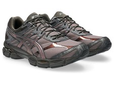 1203B072-200 Asics Gel-Cumulus 16 "Cocoa Powder/Black" Men's 