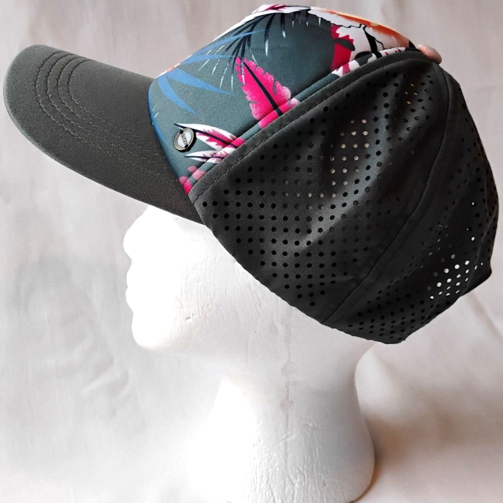 Roxy quick dry watersports baseball cap - image 5