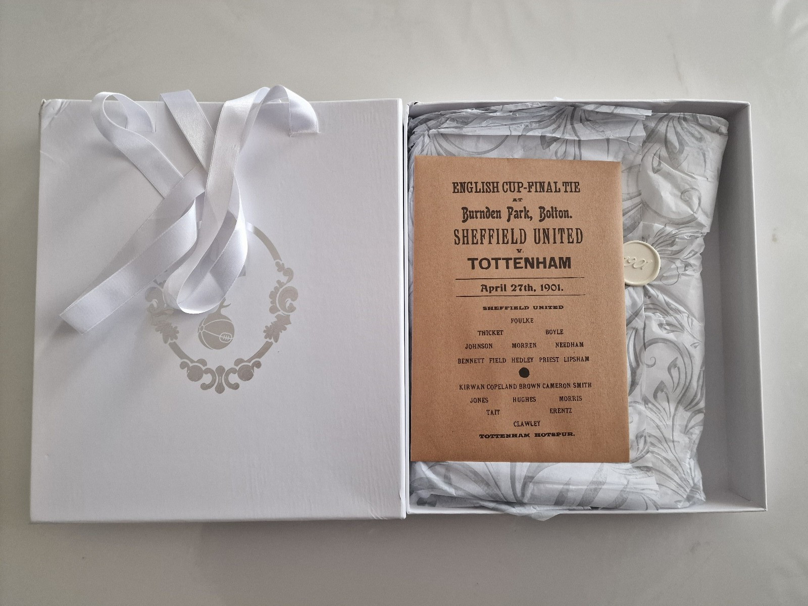 TOTTENHAM SPURS NIKE SHIRT 1901 FA CUP 125TH ANNIVERSARY LIMITED EDIT. +BOX+COA thumbnail 5