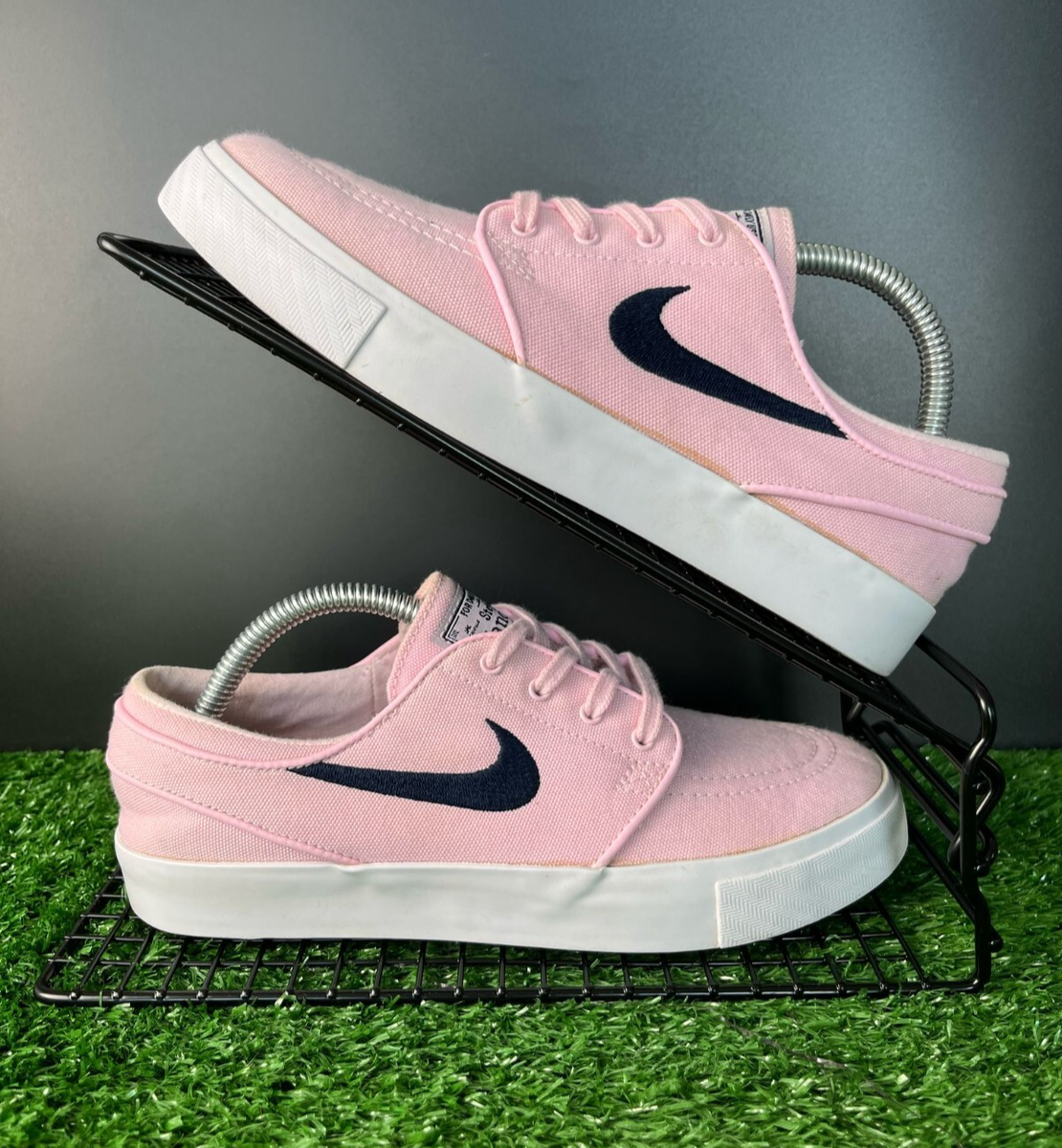 pink janoskis