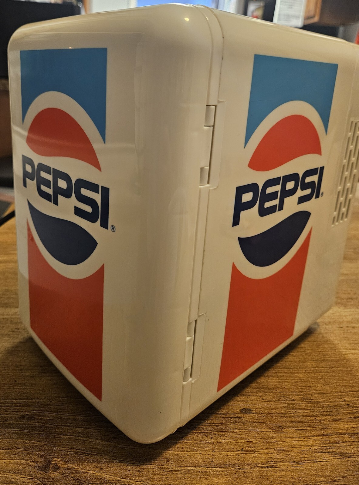 Cooler W/power Cables