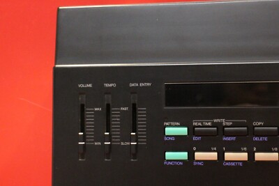 USED YAMAHA RX15 Digital Rhythm Programmer Drum Machine RX 15