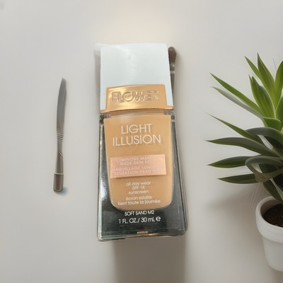 Flower Beauty Soft Sand M2 Light Illusion Liquid Foundation SPF 18 - 1 fl oz