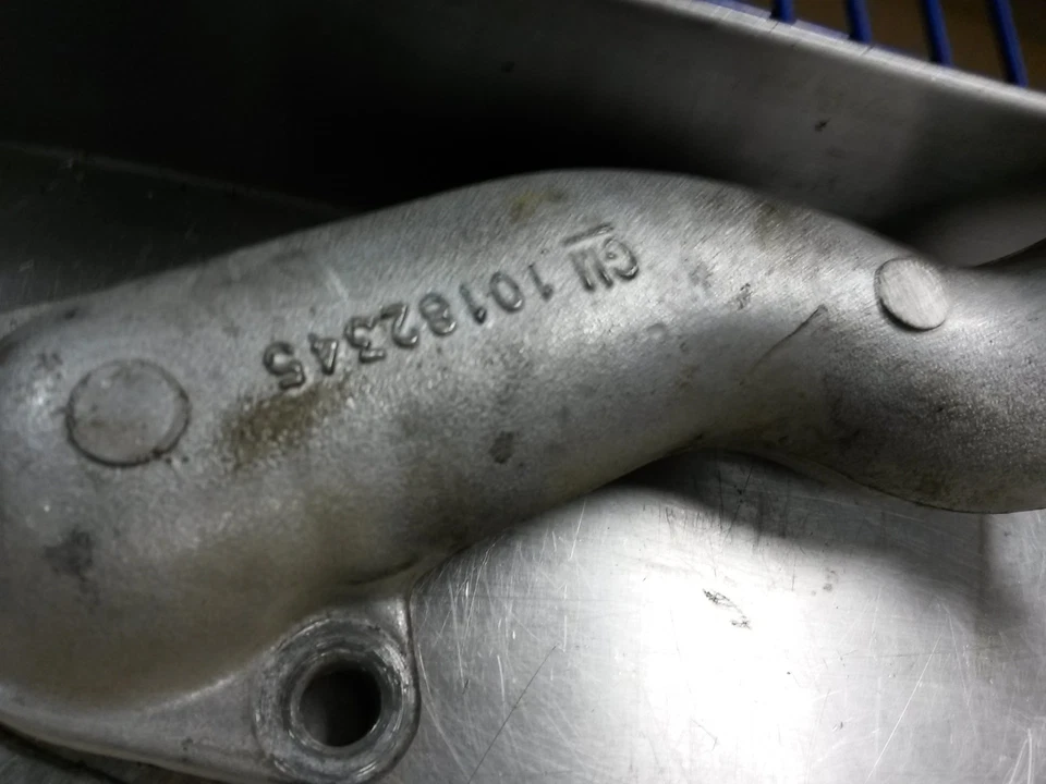 Корпус термостата для 00-02 Pontiac Grand Prix 3.1 10182345 - Изображение 2 из 4