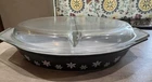 Vintage 1 1/2 qt Pyrex Divided Casserole With Lid Charcoal Black Snowflake Nice
