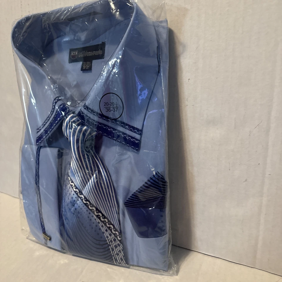 Camisa de vestir de puño francés para hombre con corbata y pañuelo a juego Milano Moda azul Foto 3 de 4
