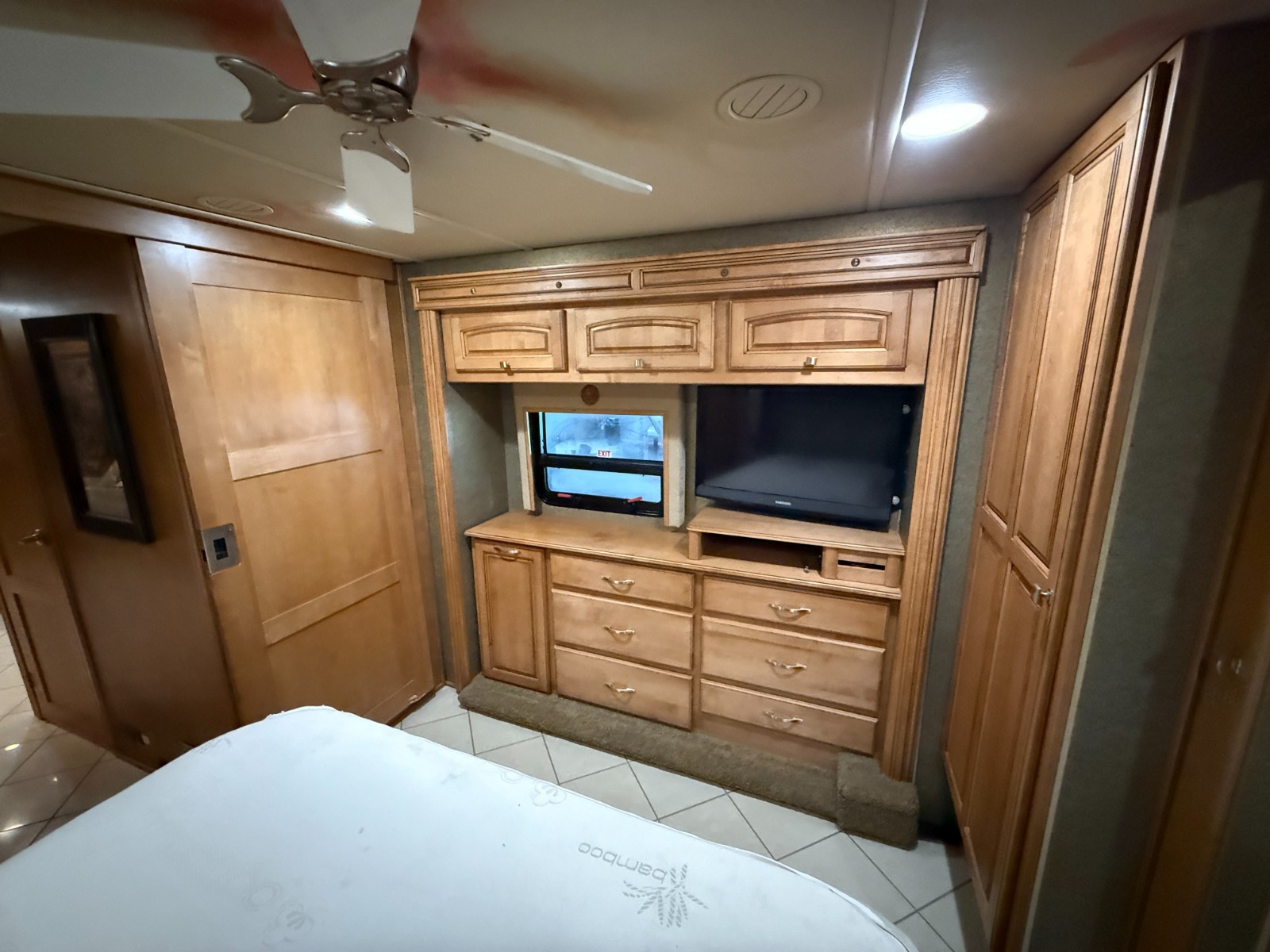 2013 Winnebago Journey 40U