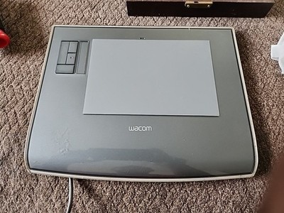 Wacom Intuos3 Graphics Tablet USB - Small - PTZ-430   Tablet ONLY