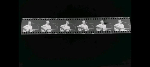 Eric Clapton Live Tears In Heaven Performance 35mm Negatives Group Of 6