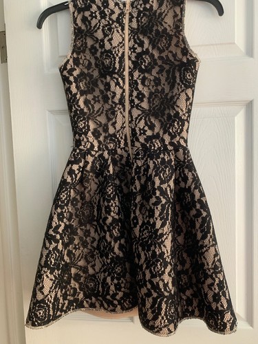 H&M Black Lace Dress Size 4 Tan Lined Sleeveless Zip Back - Picture 9 of 12
