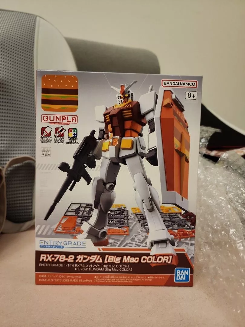 Bandai 1/144 EG Gunpla RX-78-2 Gundam Big Mac Color Model Kit Limited  edition