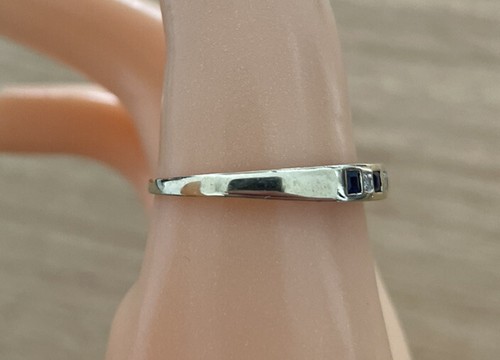 Anillo eterno de zafiro y diamante de oro amarillo de 9 quilates, talla T del Reino Unido, talla 61 de la UE - Imagen 4 de 5