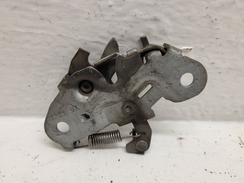 Système D'attache De Capot Moteur Pour Peugeot 106 Essence 3 Portes (1992) – Pièce D'origine Occasion