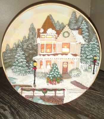Three dimensional lighted plate. RARE find.