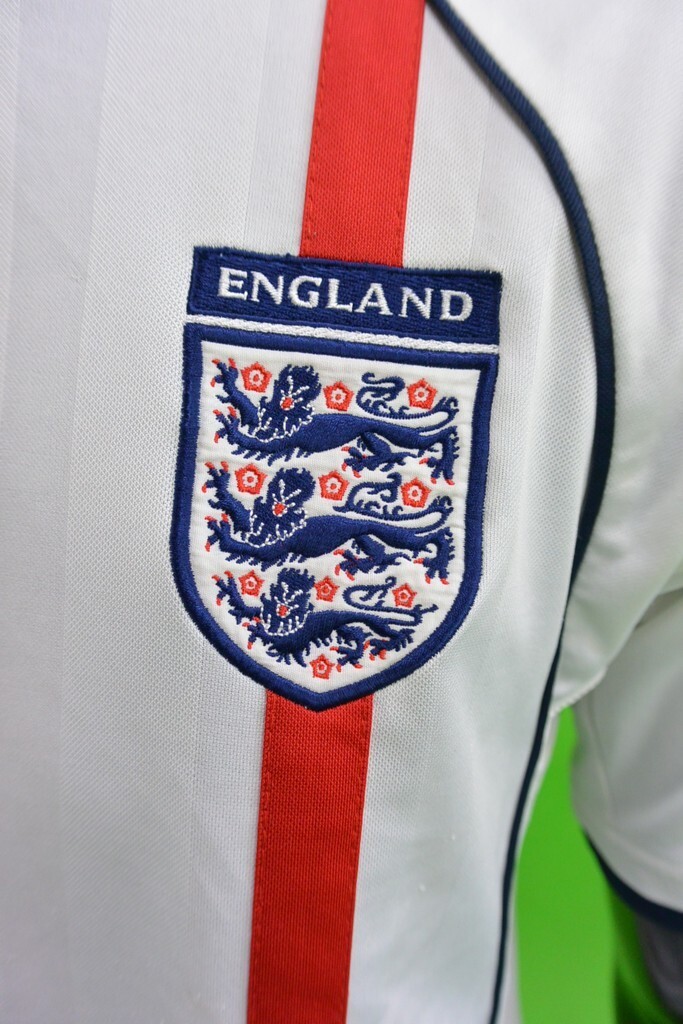 2001-03 UMBRO England Home Shirt World Cup 2002 Japan Korea SIZE S