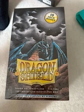 Dragon Shield 10 deck boxes: 100 protective sleeves per box 
