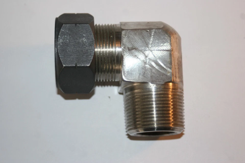 1 1/4" Tube x 1 1/4" MNPT 316ss Hydraulic Elbow Fitting Parker 20 CBU-SS - Image 2 of 4