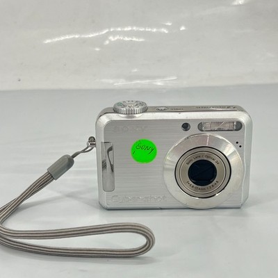 Sony Cyber-Shot DSC-S700 7.2 MP Digital Camera